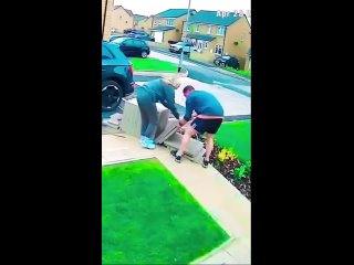 show of one stuntman and a piece of asphalt | @videfunny